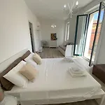 Le Corti Dell'etna Bed and Breakfast 3*