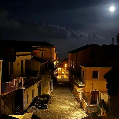 Le Corti Dell'etna לינה וארוחת בוקר 3*
